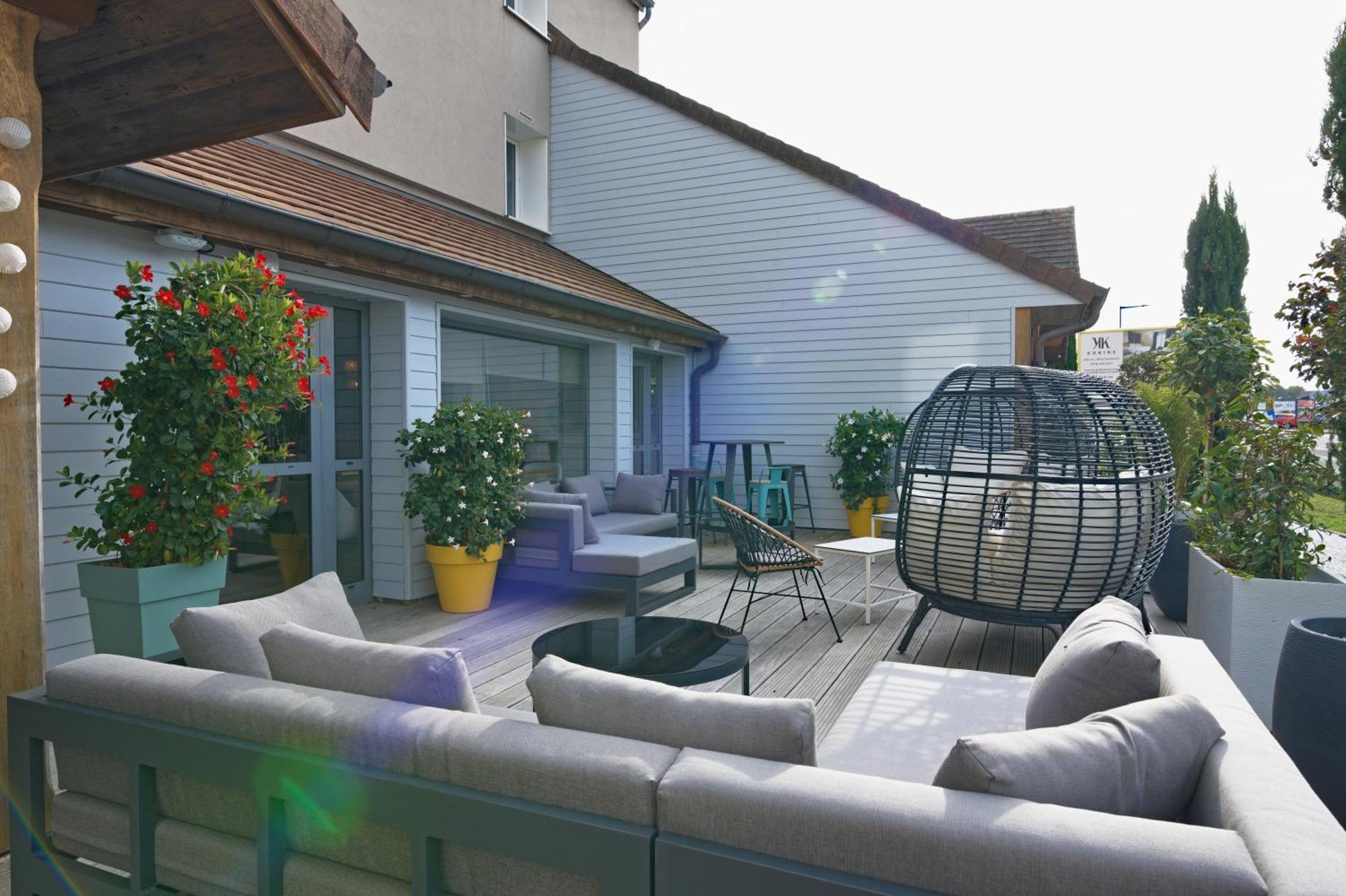 Le Konine - Hotel & Bar & Restaurant Montceau-les-Mines Exterior photo
